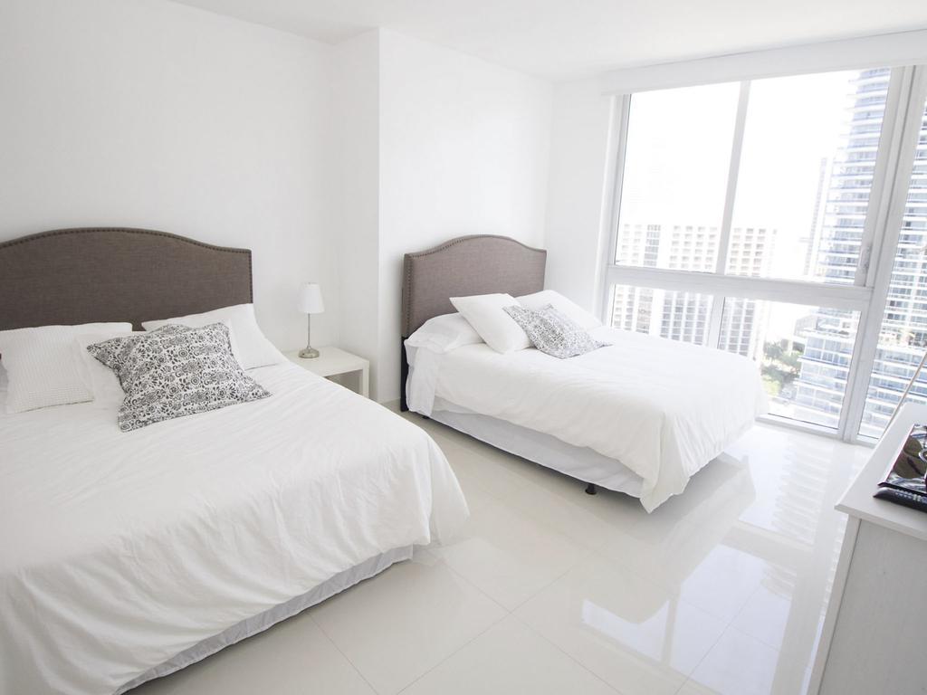 Icon Brickell Miami By We Host Apartment Exterior photo
